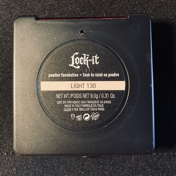 KVD - Kat Von D - LOCK-IT Powder Foundation - Compact - Light 130 - Picture 4 of 8